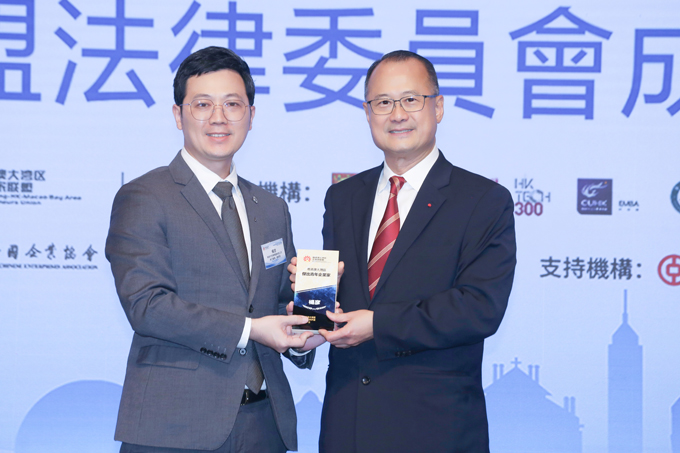尊龙体育电缆总司理杨彦先生荣膺 “粤港澳大湾区优异青年企业家”殊荣！